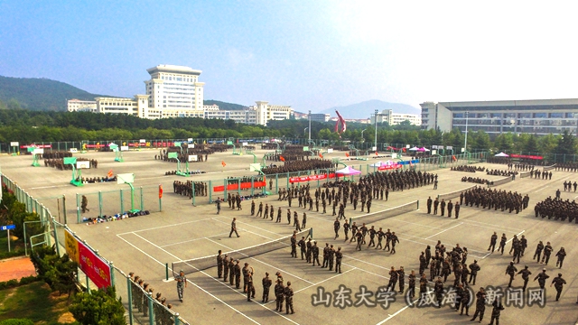 军训场景－路宽－商学院－15550666804_副本.jpg